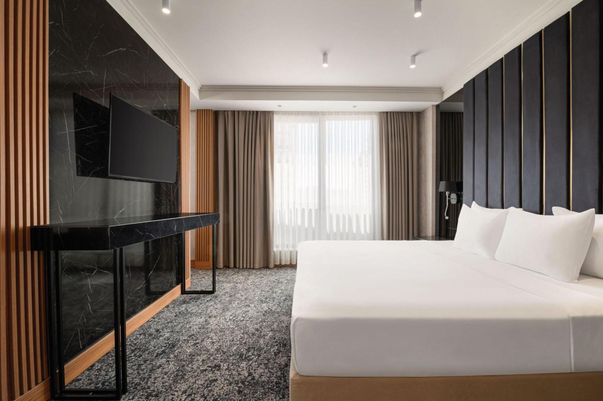 Ramada By Wyndham Gaziantep Hotel Exterior photo